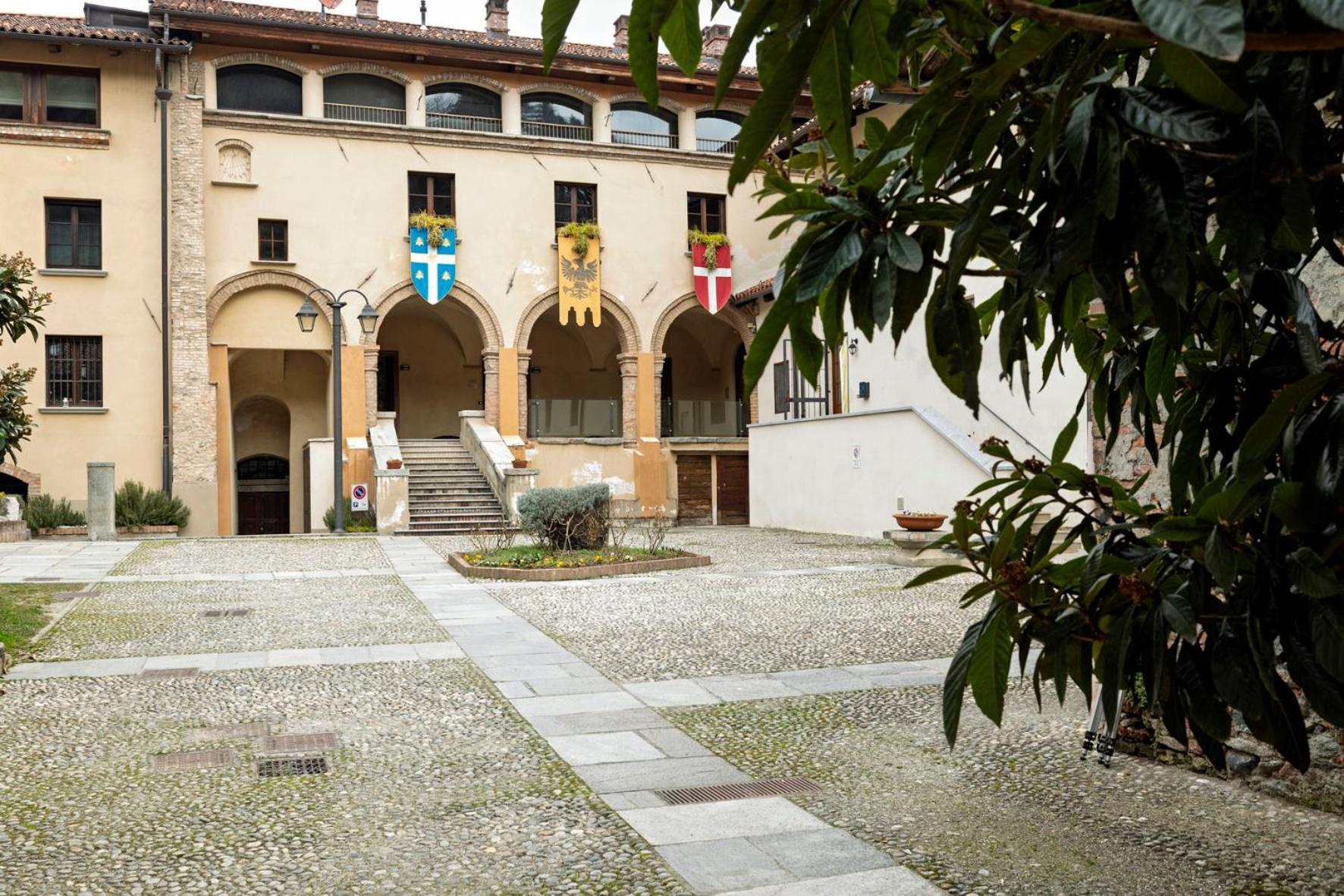 Appartamento Palazzo Dei Duchi Avigliana Luaran gambar